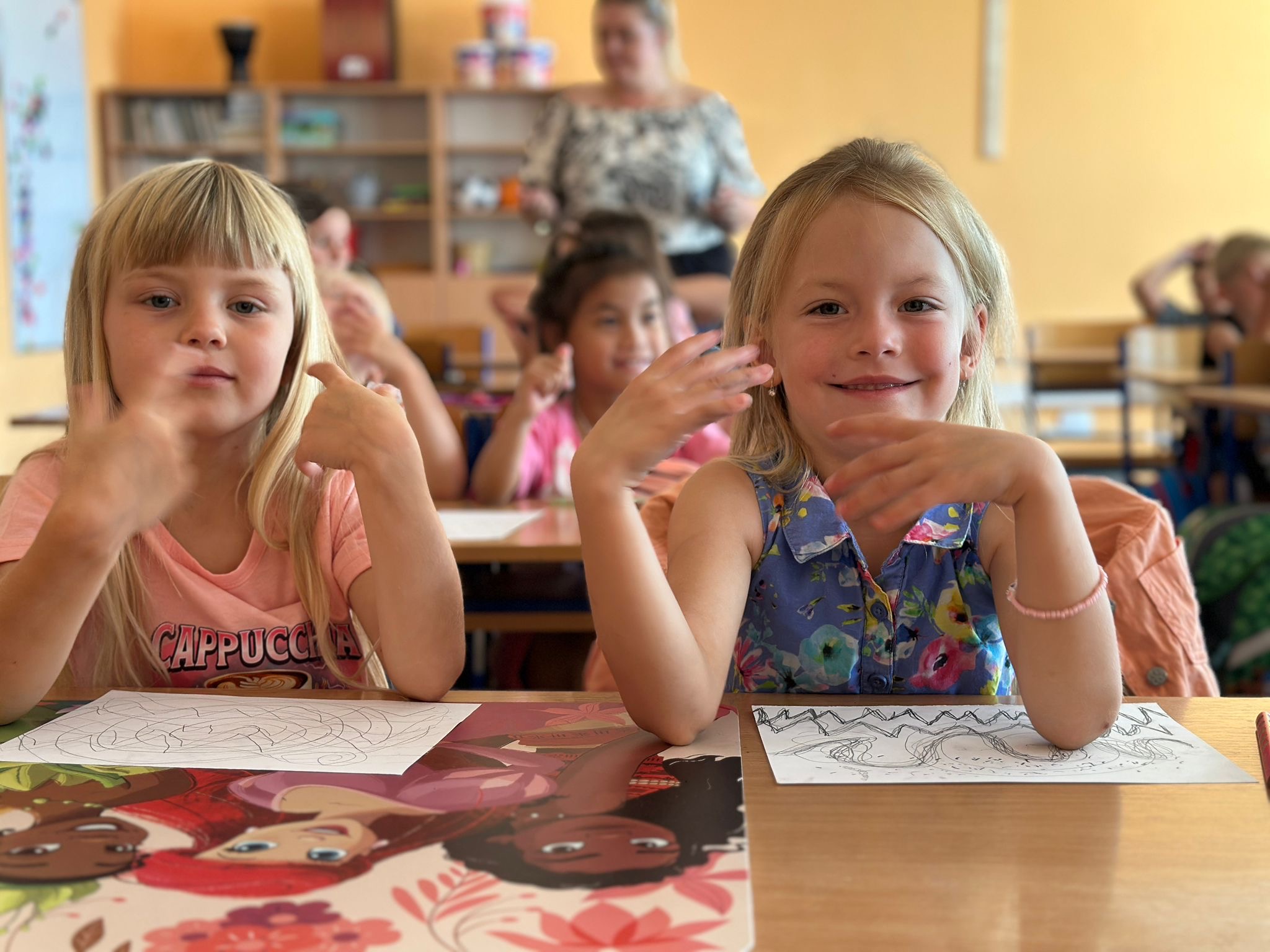 Prvňáčci a jejich první dny ve škole 🏫✏️