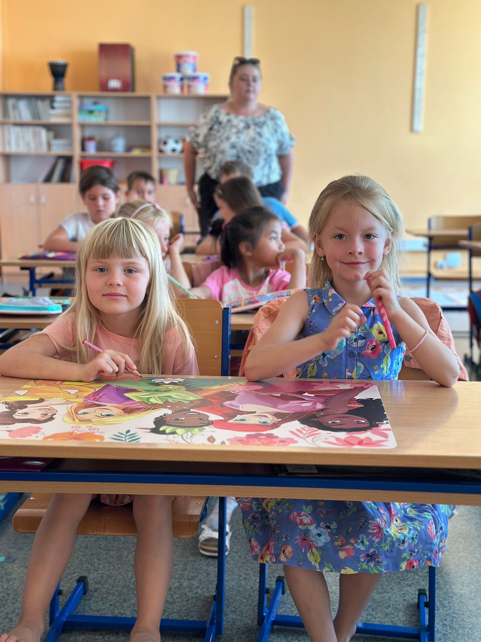 Prvňáčci a jejich první dny ve škole 🏫✏️