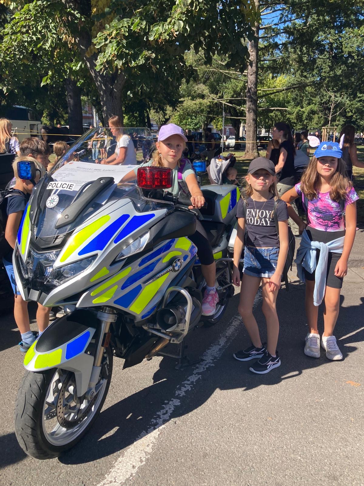 Bezpečné nábřeží🚔🚒🚑