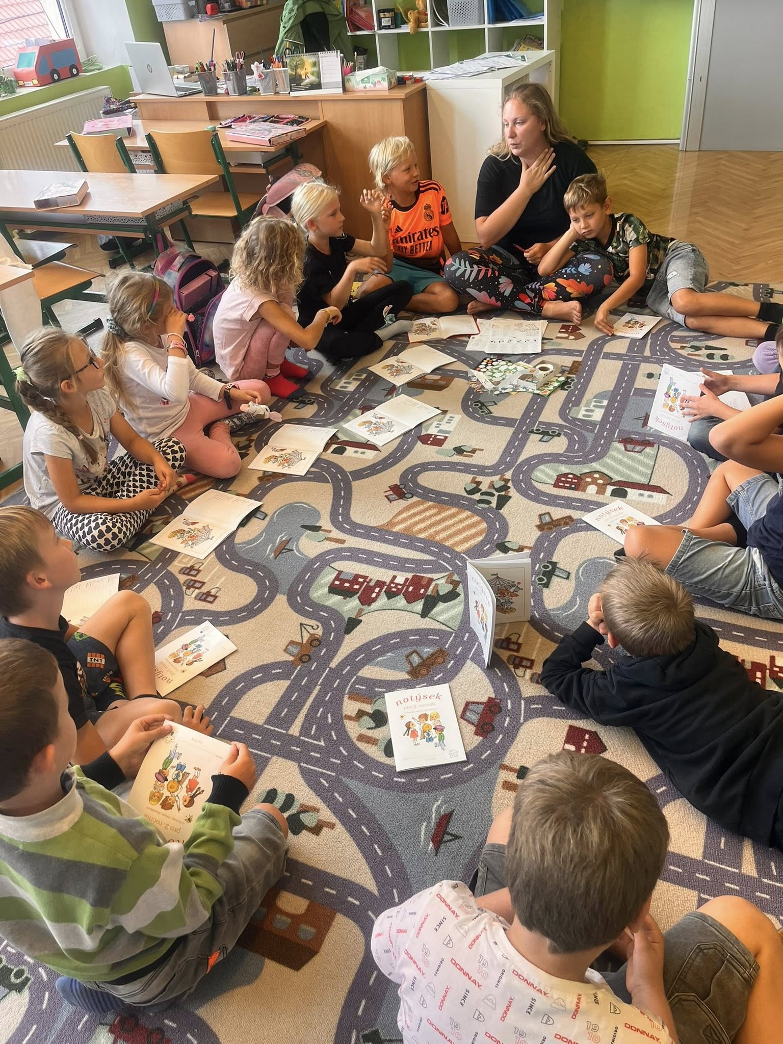 První týden ve škole👩‍🏫📝🎲