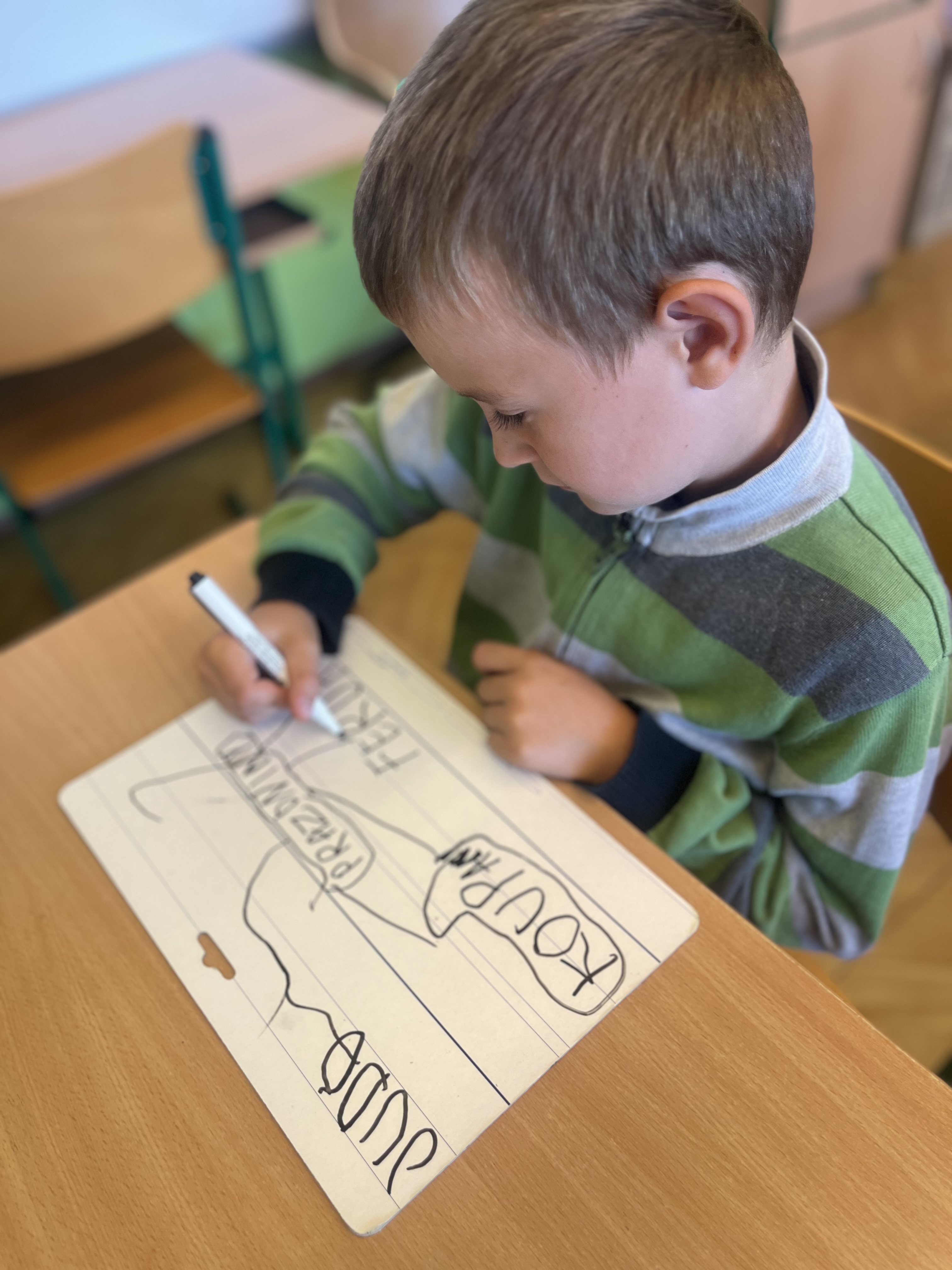 První týden ve škole👩‍🏫📝🎲