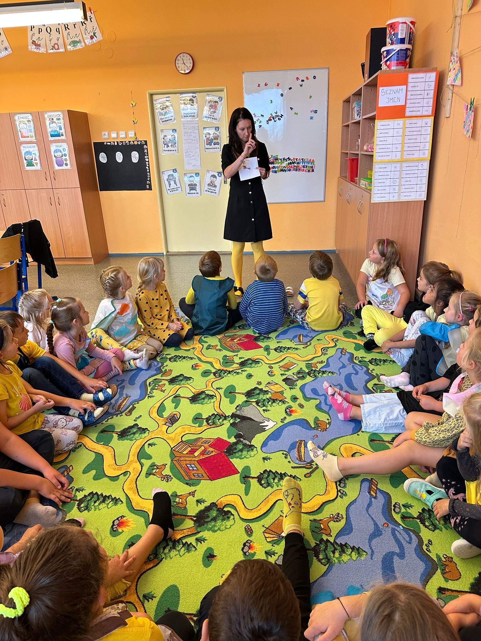 Barevný týden v první třídě♥️💙💚💛