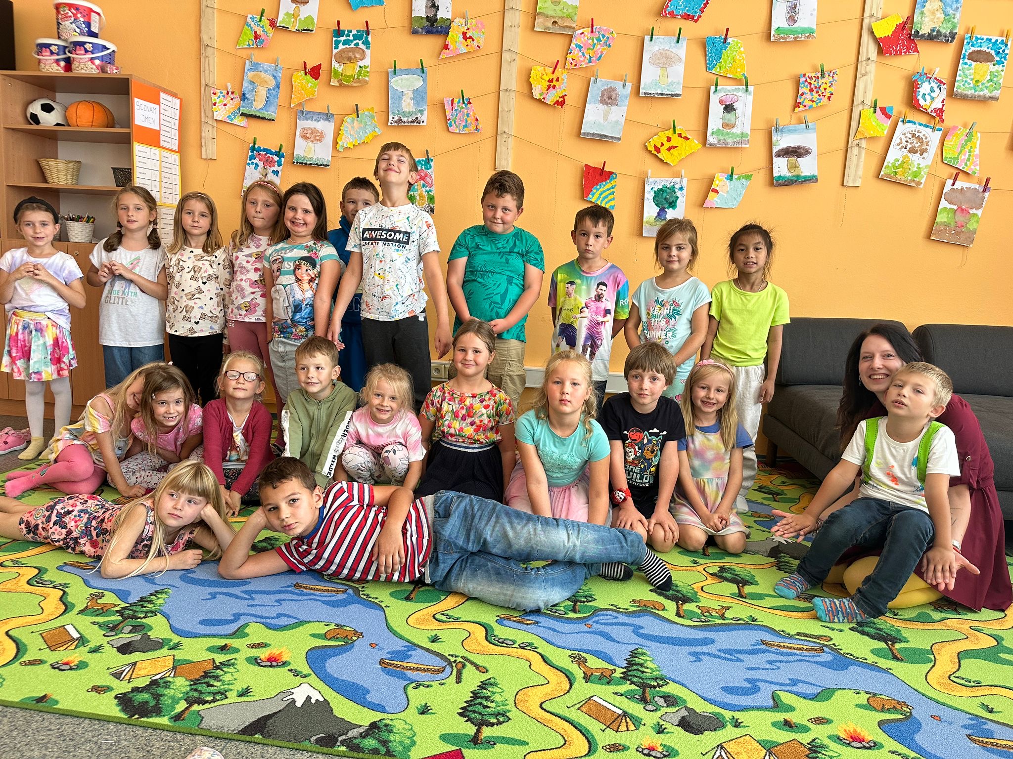 Barevný týden v první třídě♥️💙💚💛